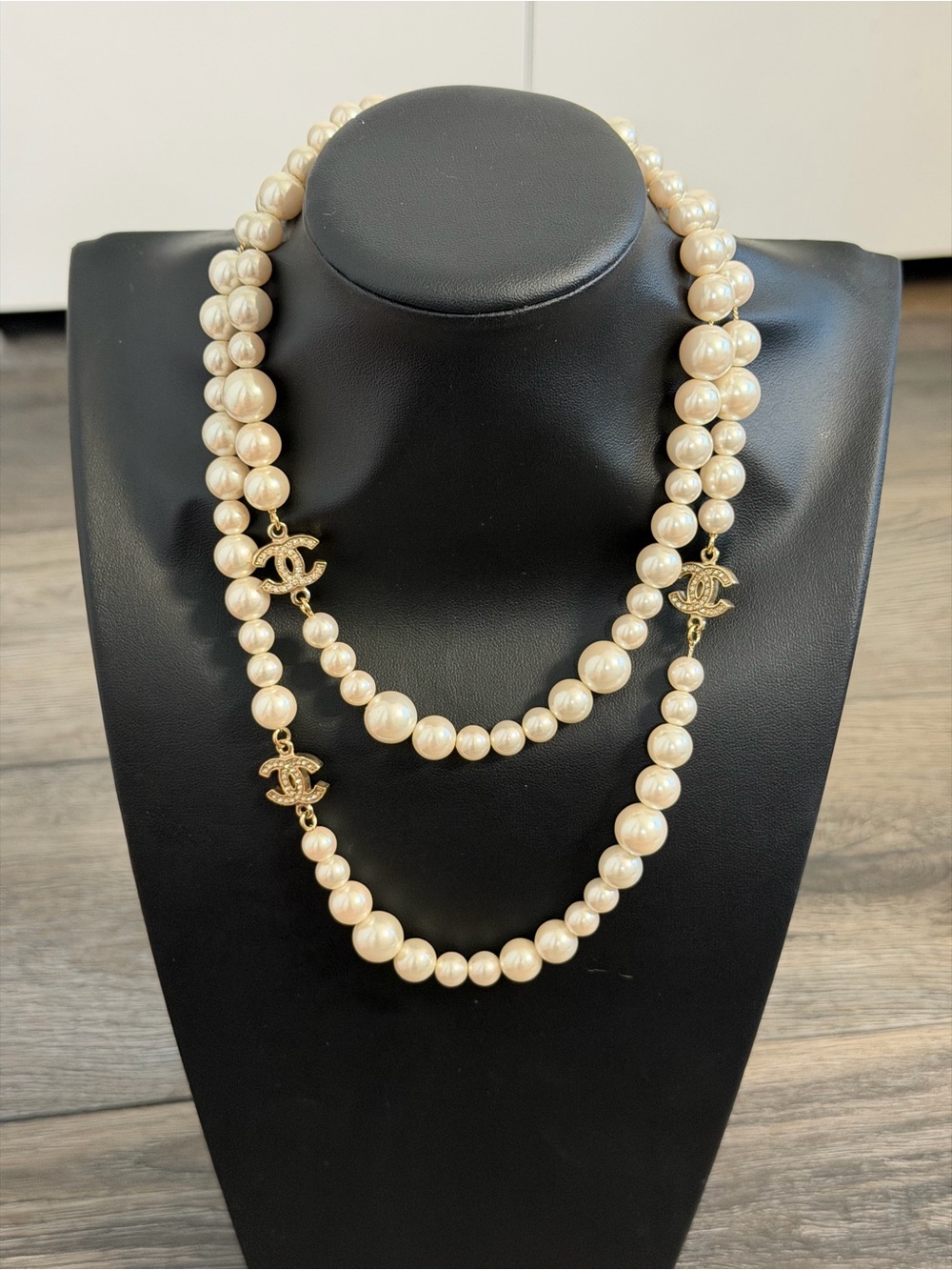CHANEL Classic Faux Pearl Crystal CC Long Necklace